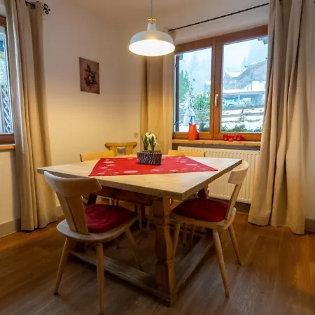 Haus Fini - In Out *