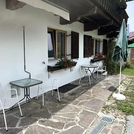 Haus Fini - In Out Апартаменты